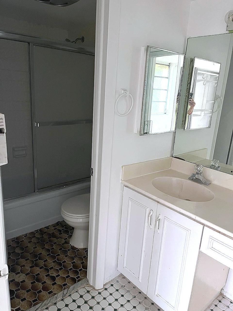 FOXCROFT CONDOMINIUMS - Residential