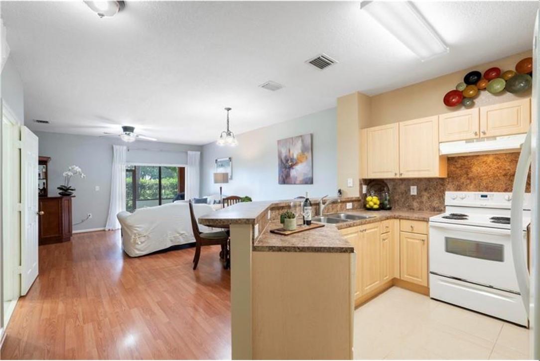 Santa Monica 175-8 B - Residential Lease