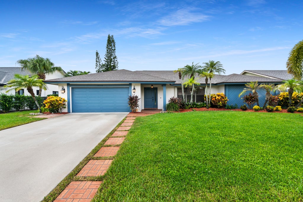 Photo of 14358 BLACKBERRY Drive, Wellington, FL 33414 (MLS # B26070164)