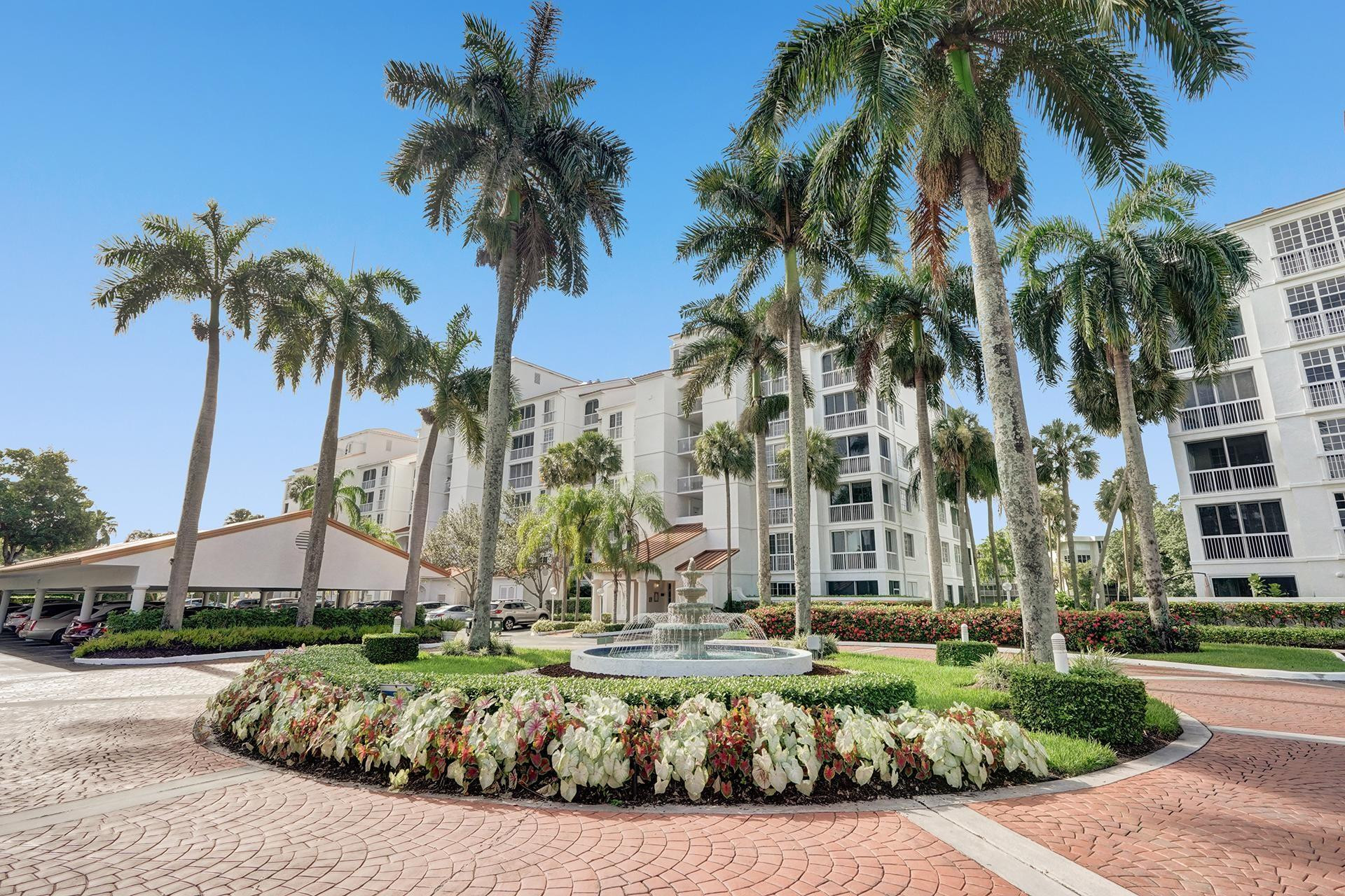 VIZCAYA TOWERS AT PALM-AIRE - Residential