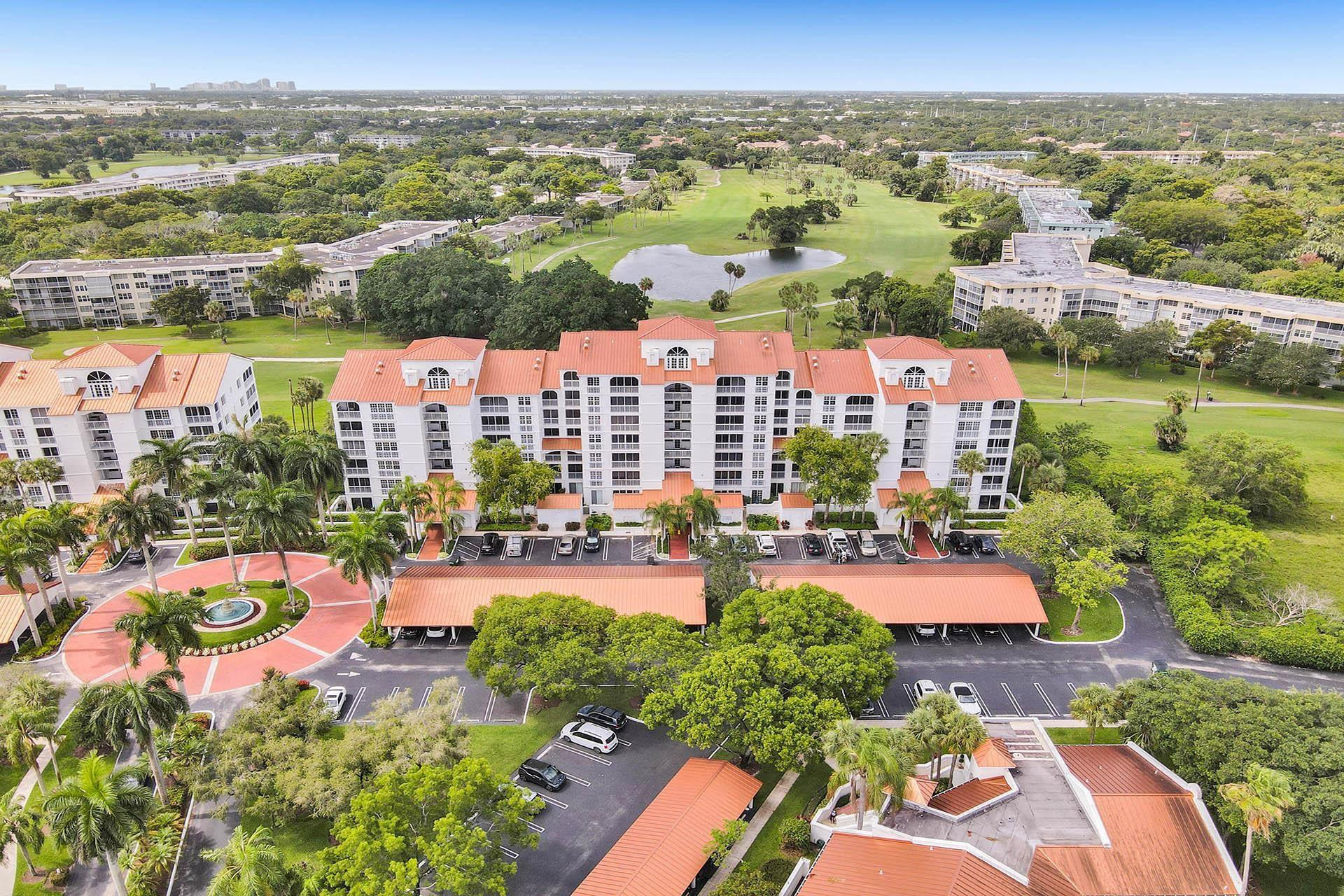 VIZCAYA TOWERS AT PALM-AIRE - Residential