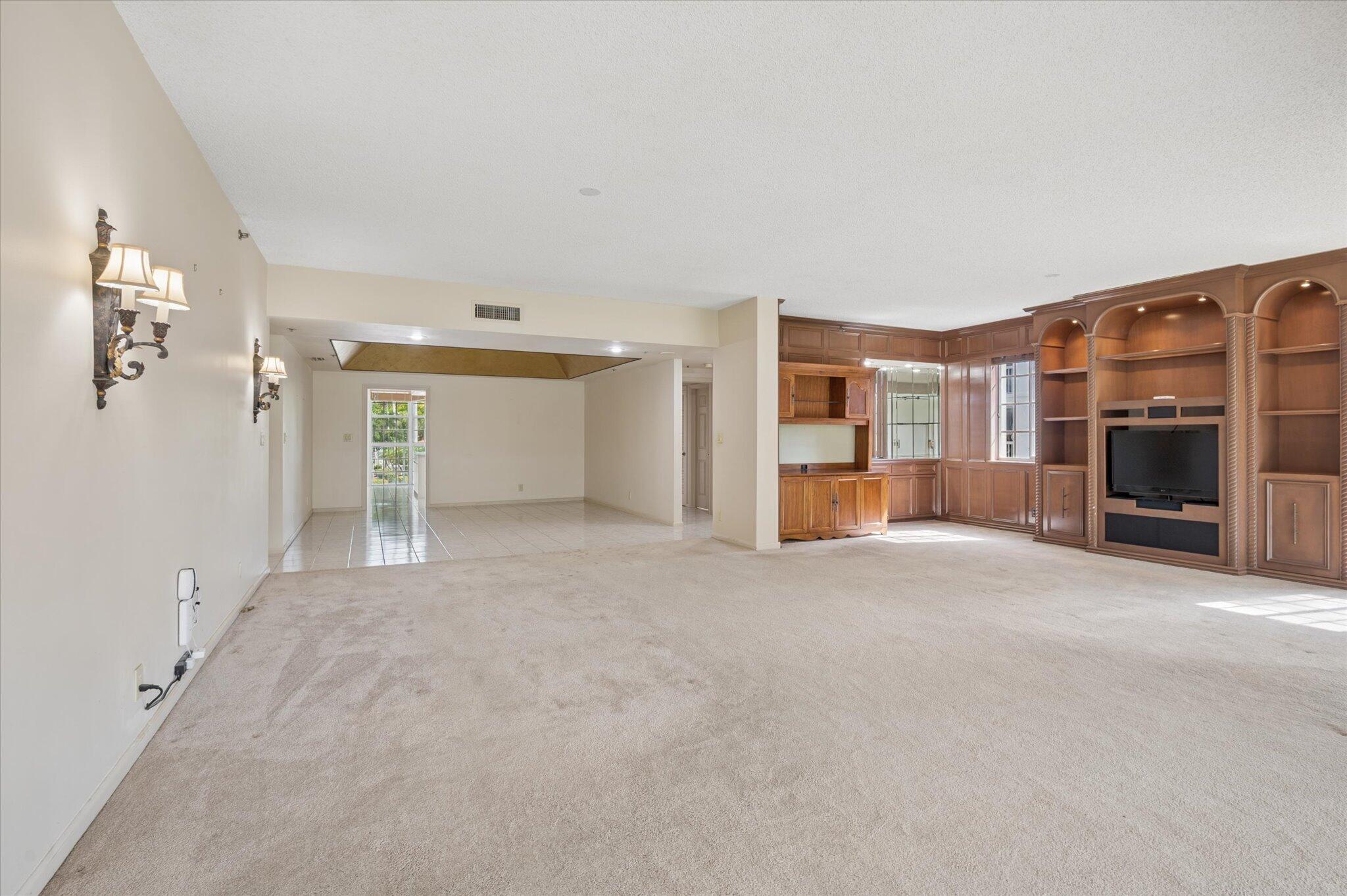 4112 W Palm Aire Drive 122a