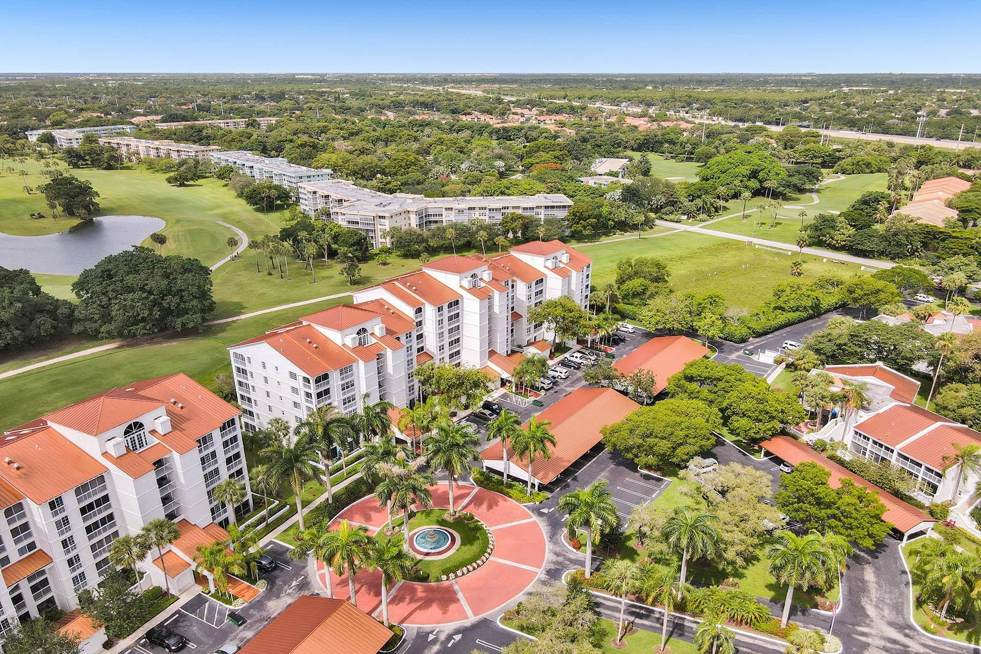 VIZCAYA TOWERS AT PALM-AIRE - Residential