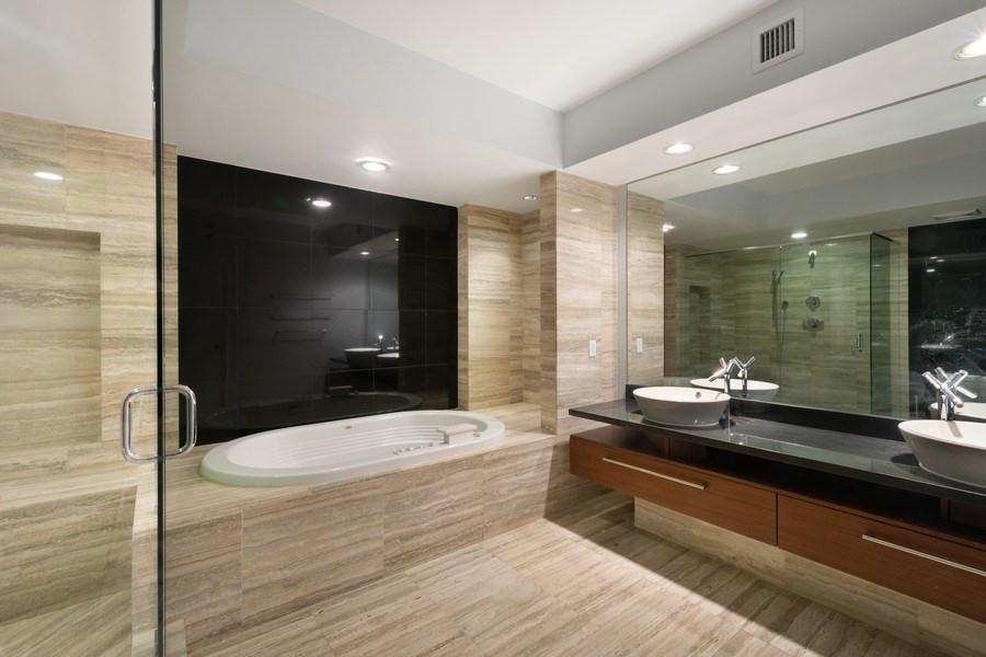 Las Olas Beach Club - Residential