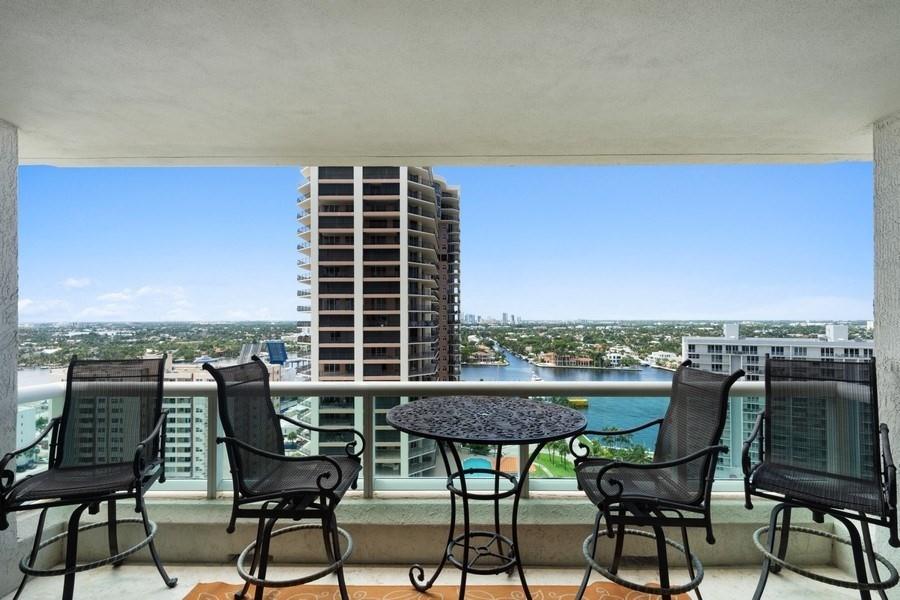 Las Olas Beach Club - Residential