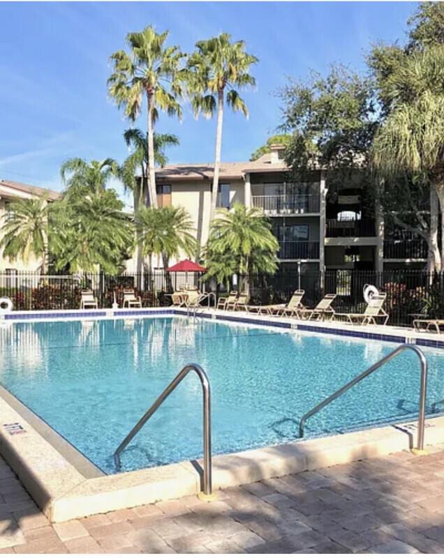 CHARTER CLUB OF PALM BEAC - Residential Lease