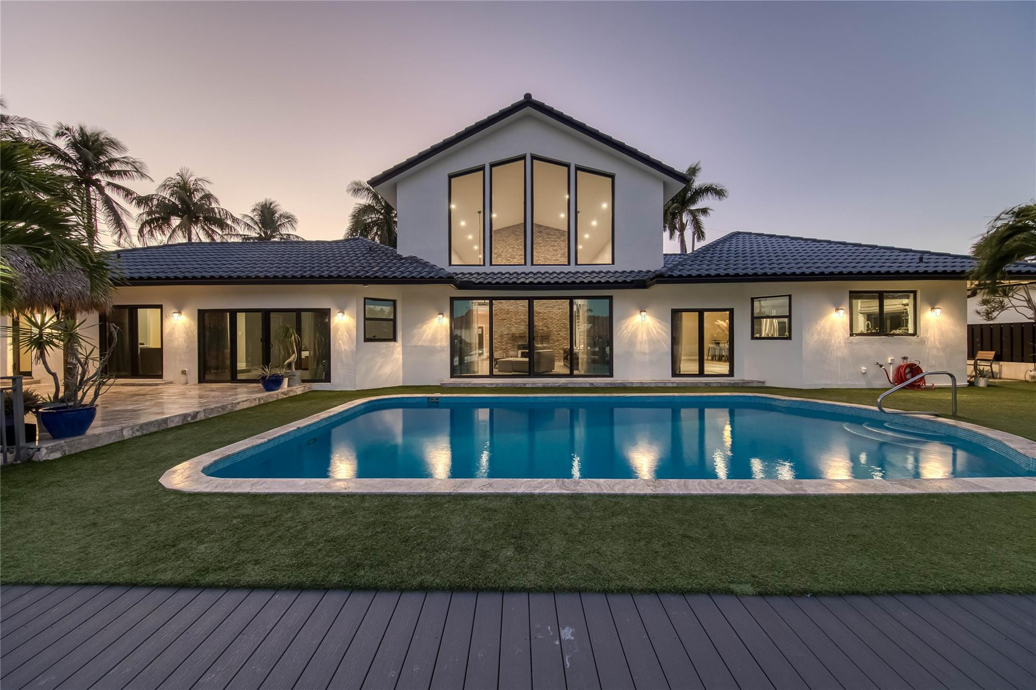 VENETIAN ISLES 2ND SEC - Residential