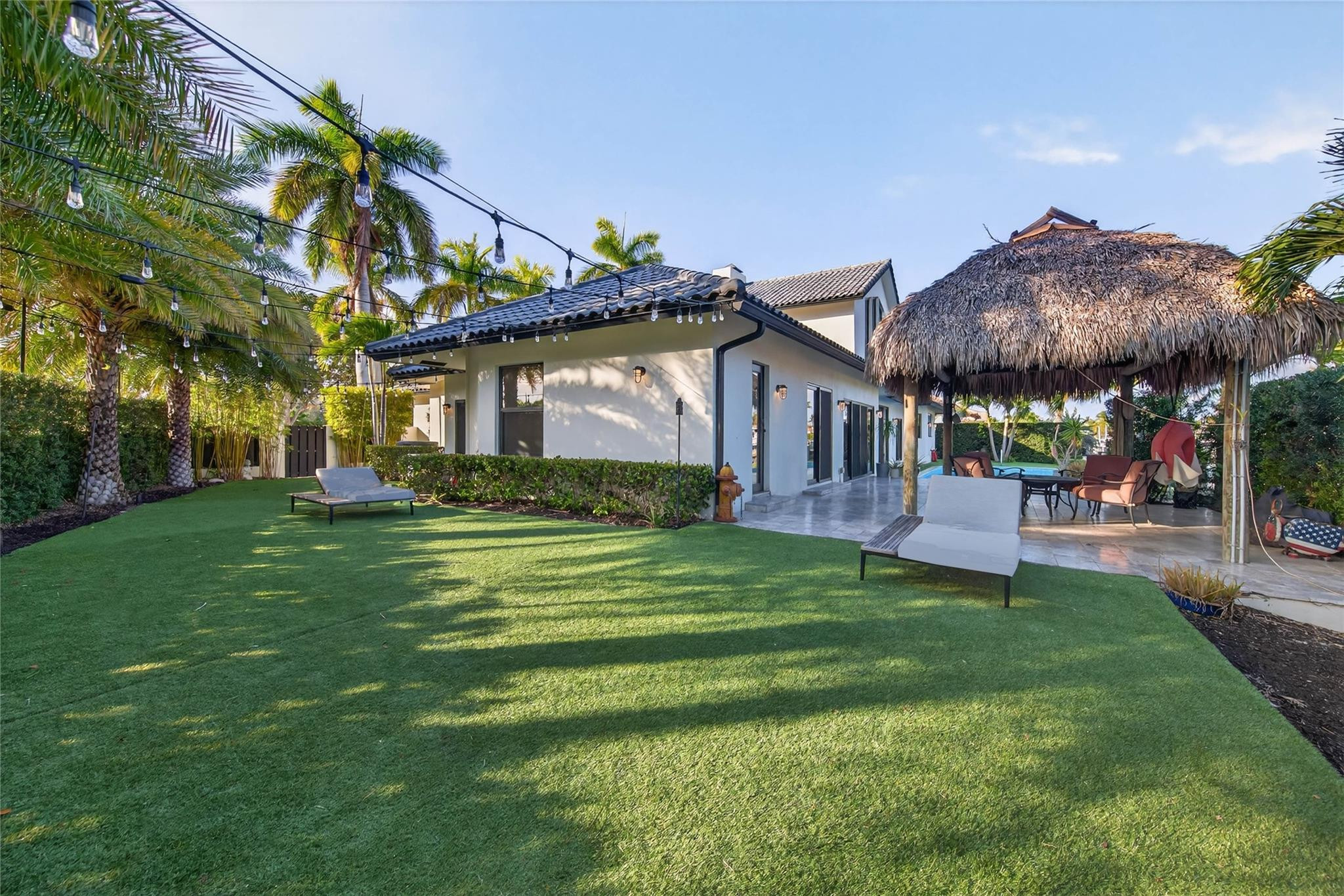 VENETIAN ISLES 2ND SEC - Residential