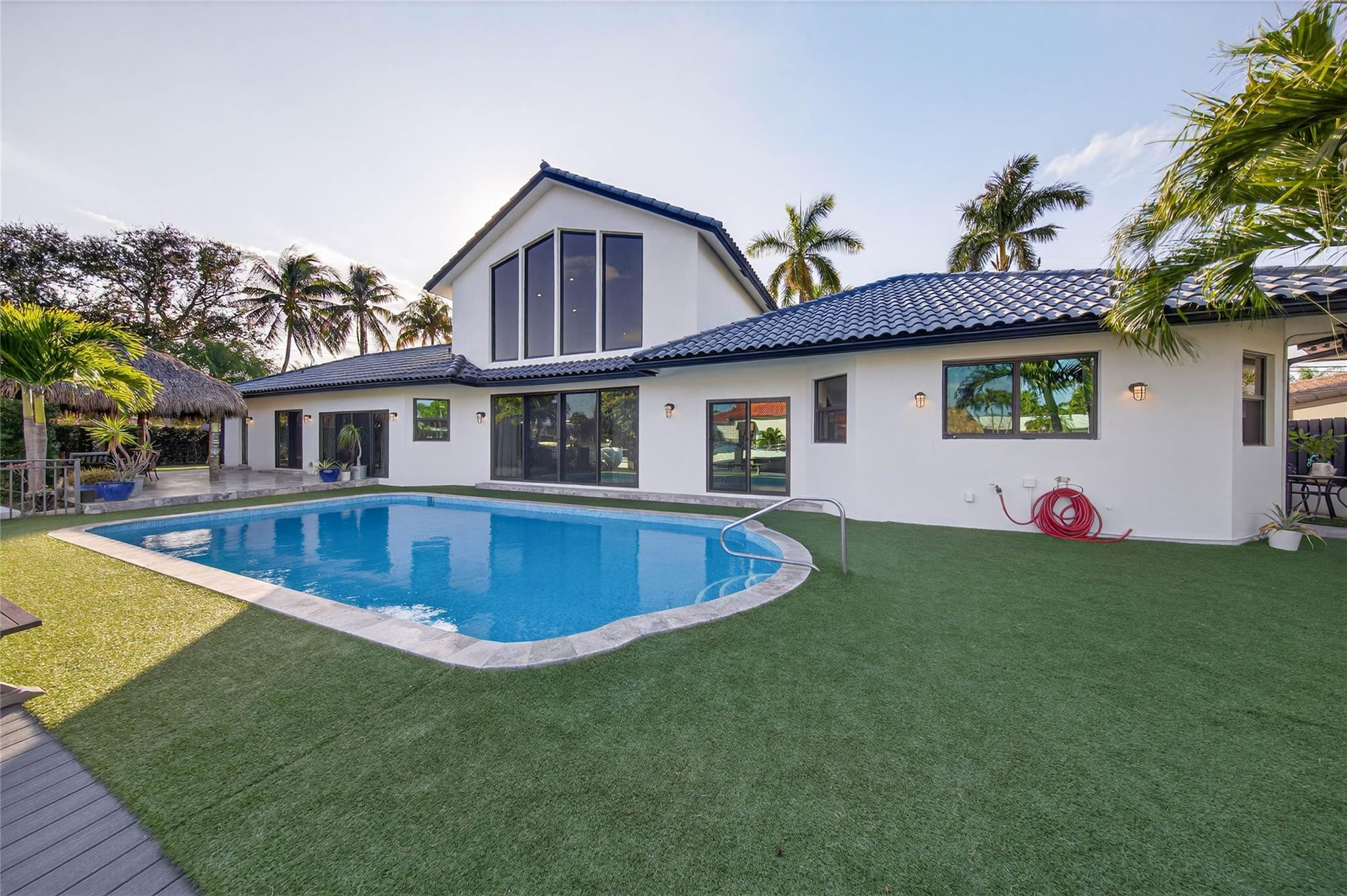 VENETIAN ISLES 2ND SEC - Residential