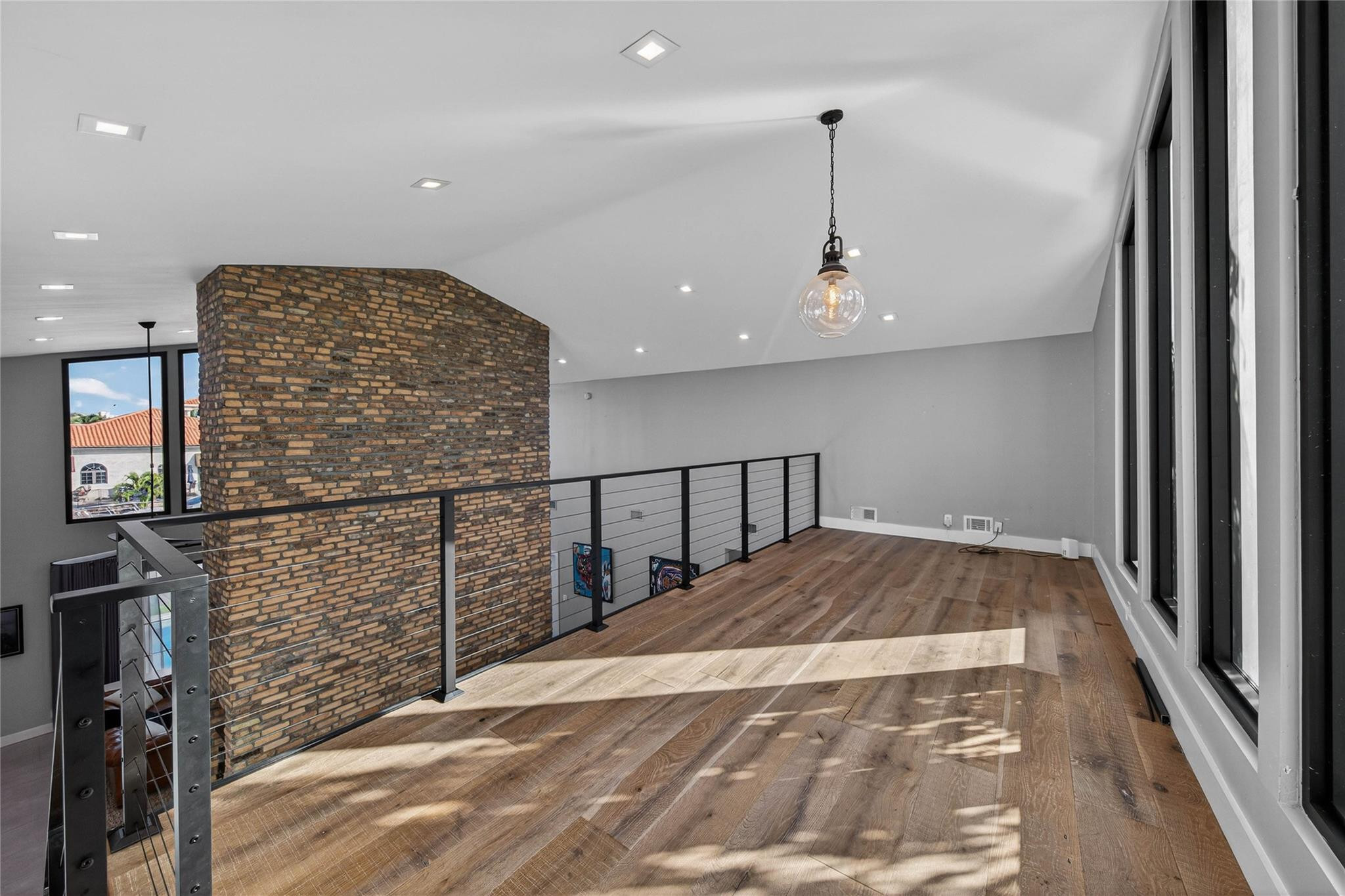 VENETIAN ISLES 2ND SEC - Residential