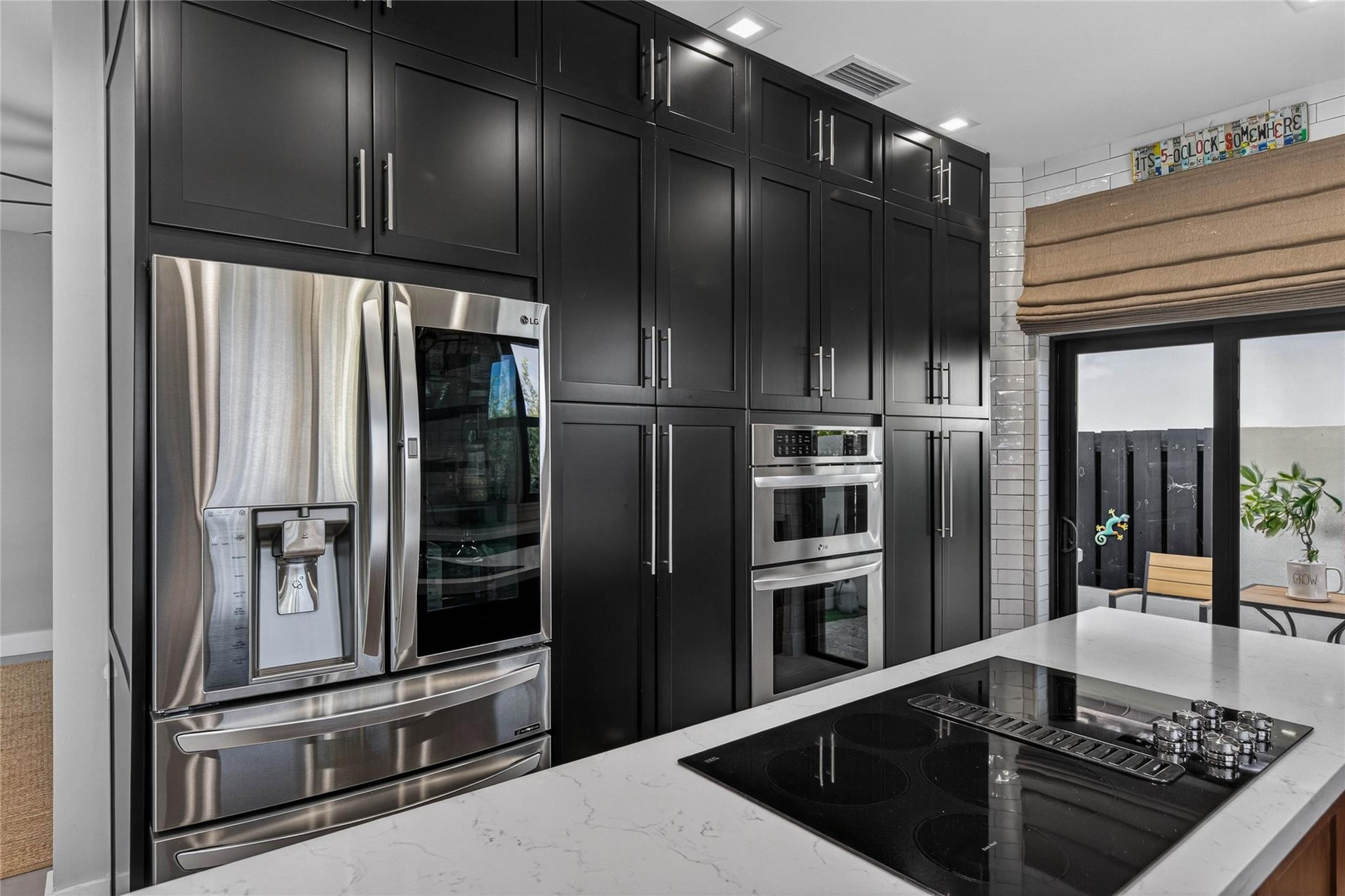 VENETIAN ISLES 2ND SEC - Residential