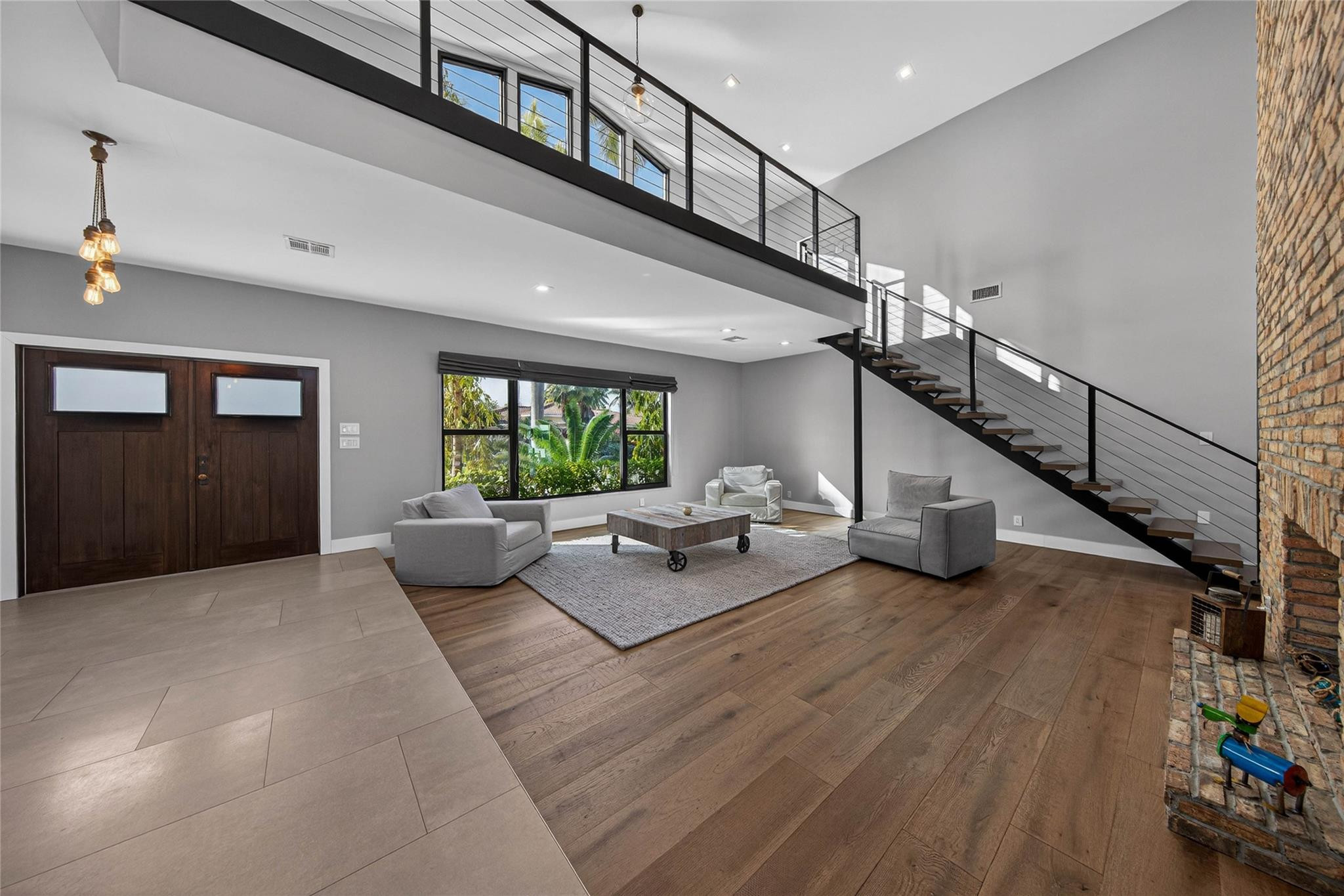 VENETIAN ISLES 2ND SEC - Residential