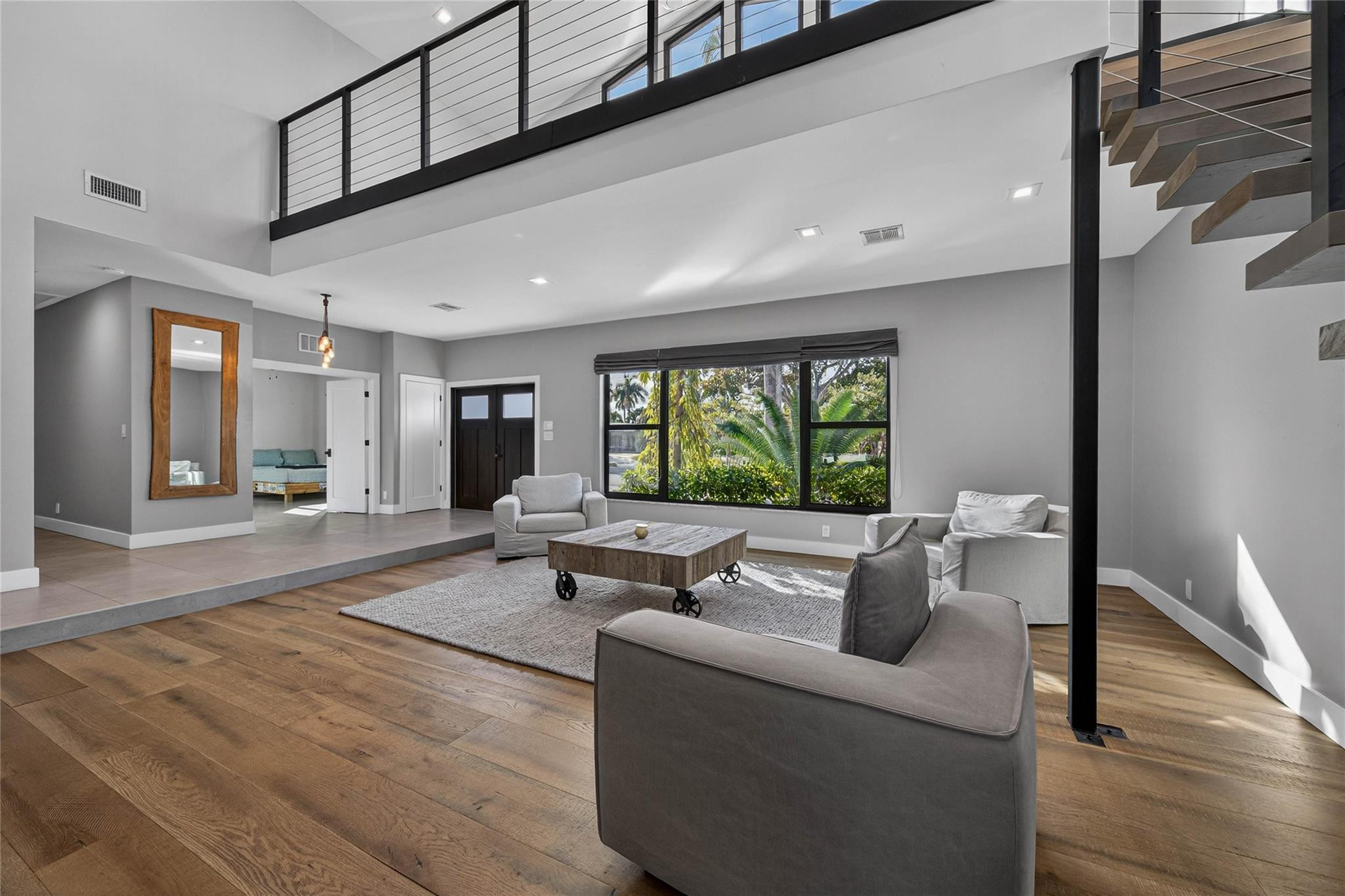 VENETIAN ISLES 2ND SEC - Residential