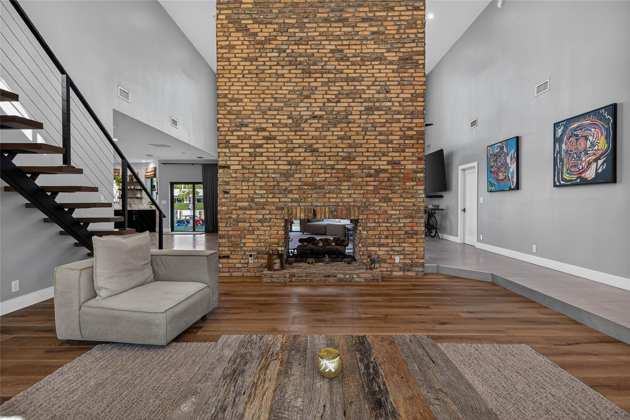 VENETIAN ISLES 2ND SEC - Residential