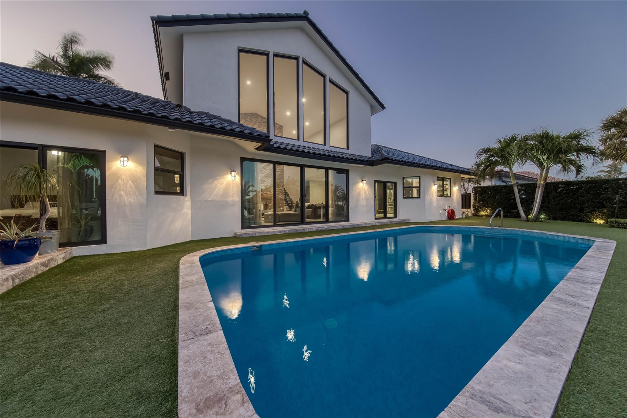 VENETIAN ISLES 2ND SEC - Residential