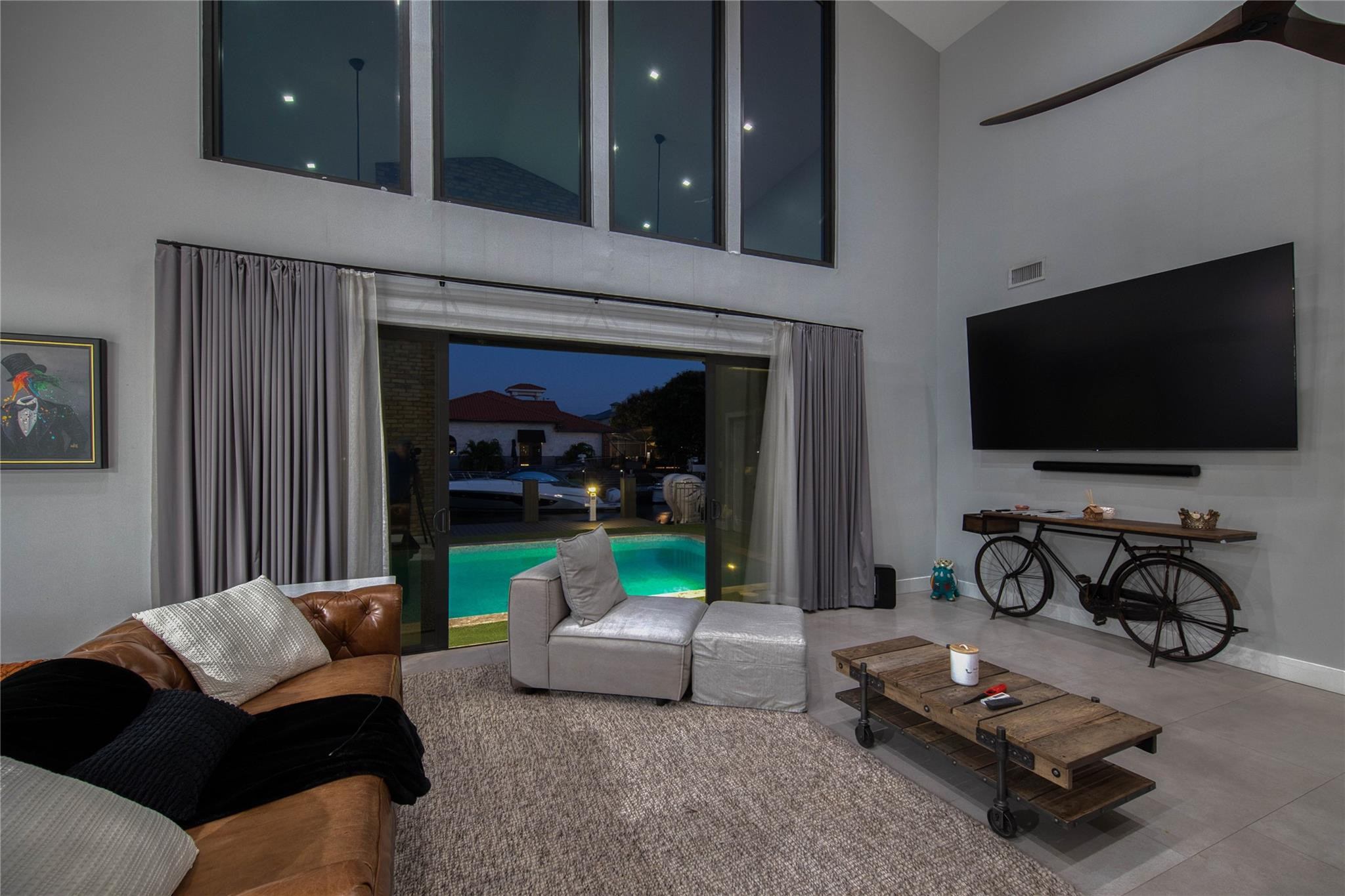 VENETIAN ISLES 2ND SEC - Residential