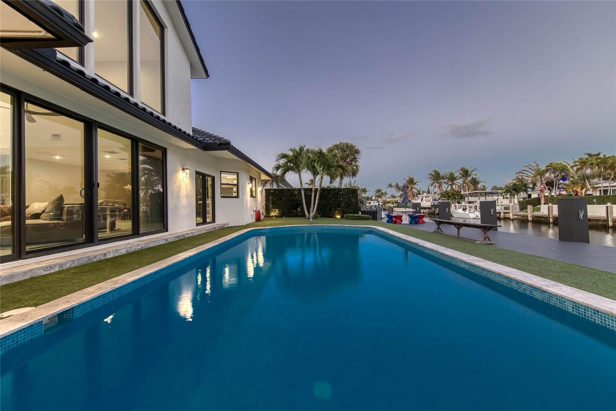 VENETIAN ISLES 2ND SEC - Residential