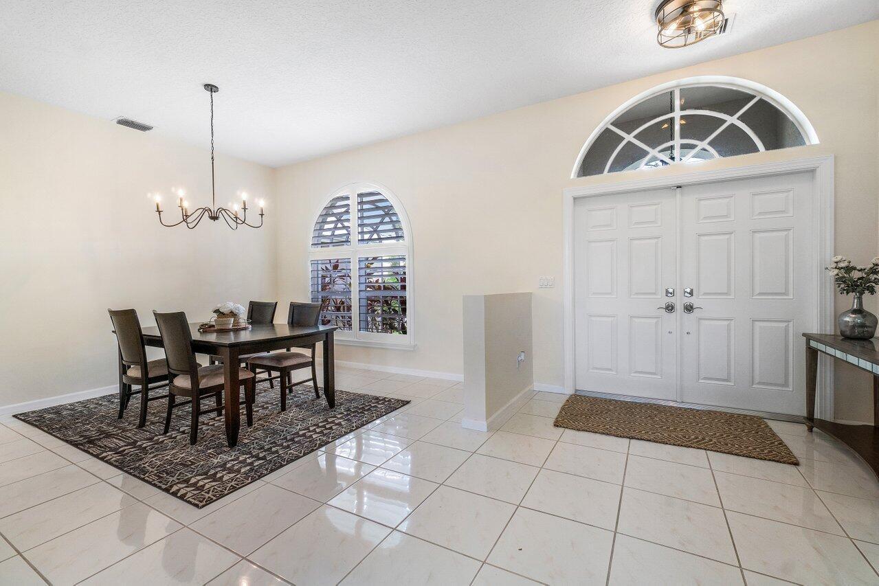 13514 NORTHUMBERLAND Circle