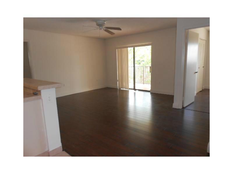PALMS OF PEMBROKE CONDO - Residential Lease