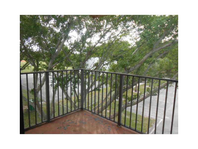 PALMS OF PEMBROKE CONDO - Residential Lease