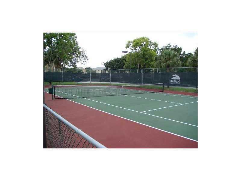 PALMS OF PEMBROKE CONDO - Residential Lease