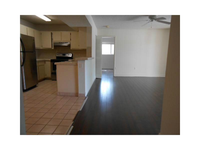 PALMS OF PEMBROKE CONDO - Residential Lease