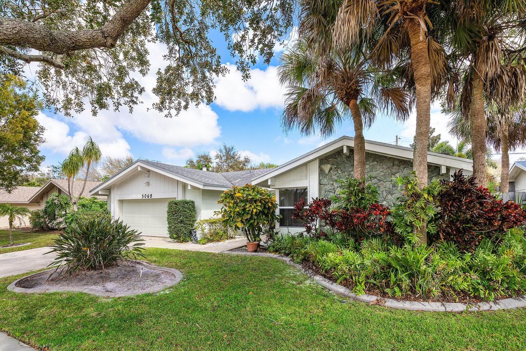 Photo of 3068 NW 25th Way, Boca Raton, FL 33434 (MLS # R11168130)