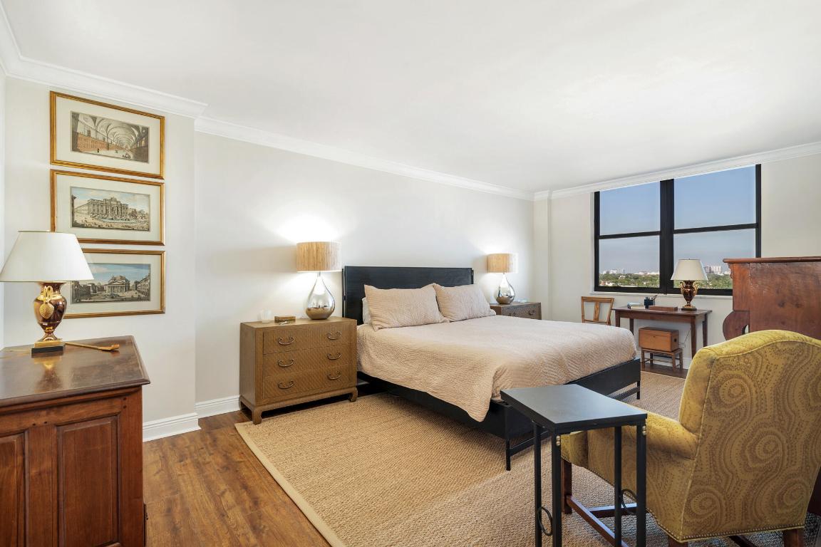 PORTOFINO SOUTH CONDO ESTATES OF SOUTH PALM BEA - Residential