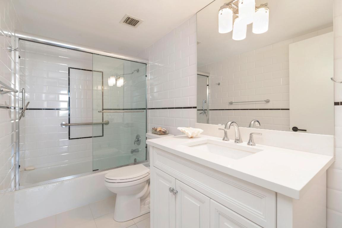 PORTOFINO SOUTH CONDO ESTATES OF SOUTH PALM BEA - Residential