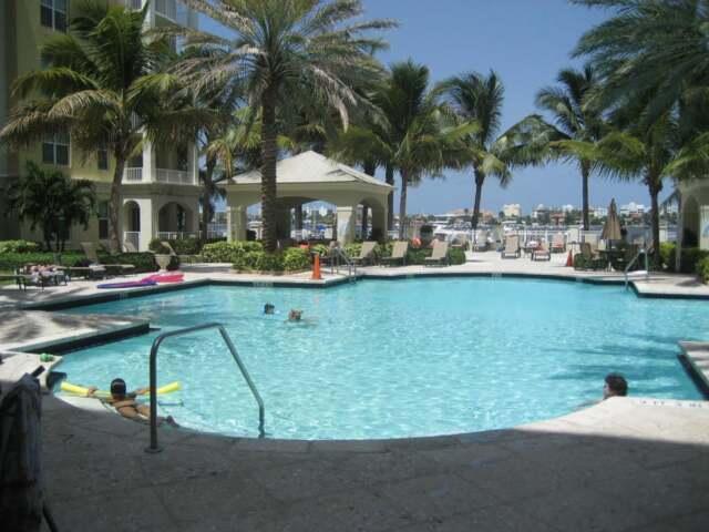 MOORINGS AT LANTANA CONDO - Residential
