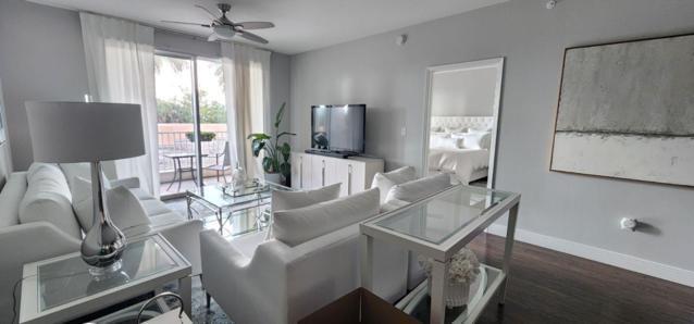MOORINGS AT LANTANA CONDO - Residential