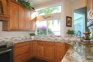 SCRIMSHAW ON THE BAY - Residential