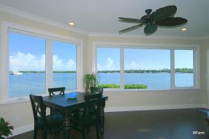 SCRIMSHAW ON THE BAY - Residential