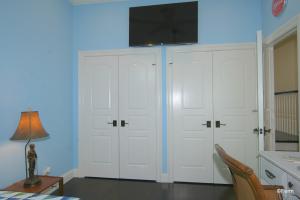 SCRIMSHAW ON THE BAY - Residential