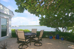 SCRIMSHAW ON THE BAY - Residential