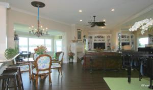 SCRIMSHAW ON THE BAY - Residential