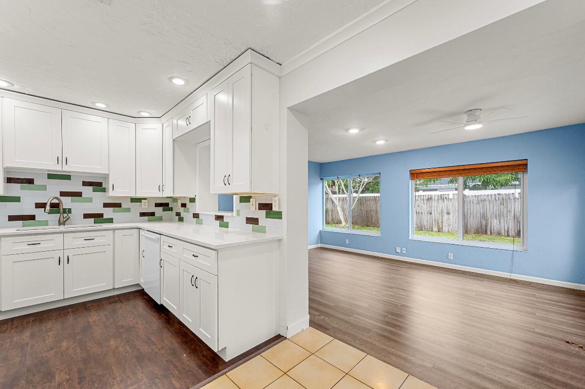 JILL-ANN HOMES - Residential