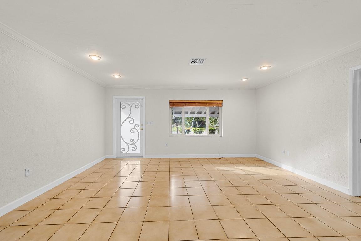 JILL-ANN HOMES - Residential