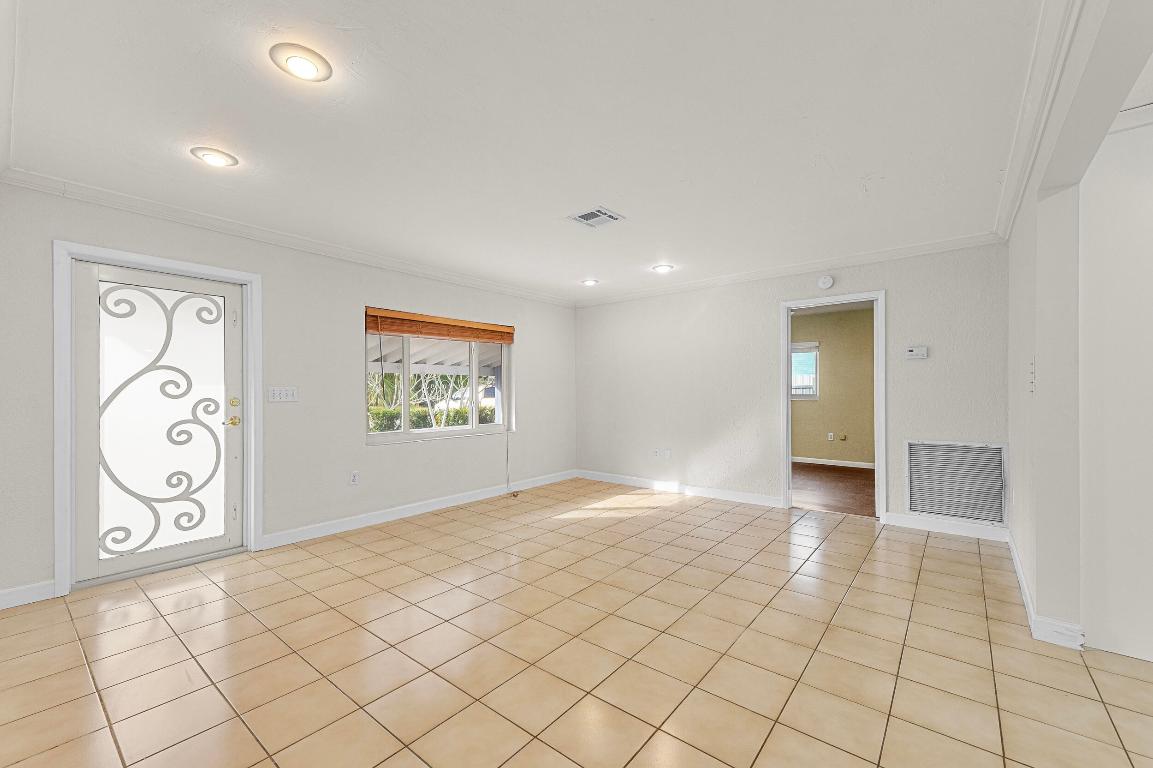 JILL-ANN HOMES - Residential