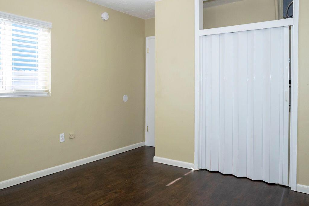 JILL-ANN HOMES - Residential