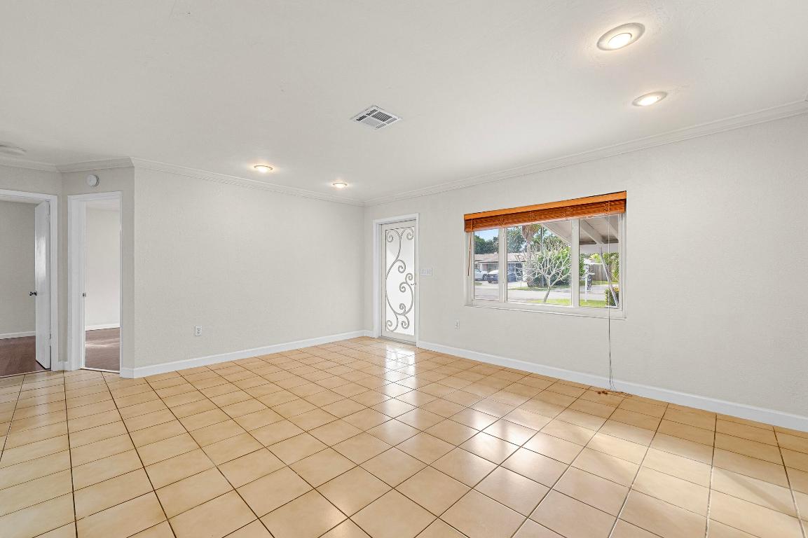 JILL-ANN HOMES - Residential