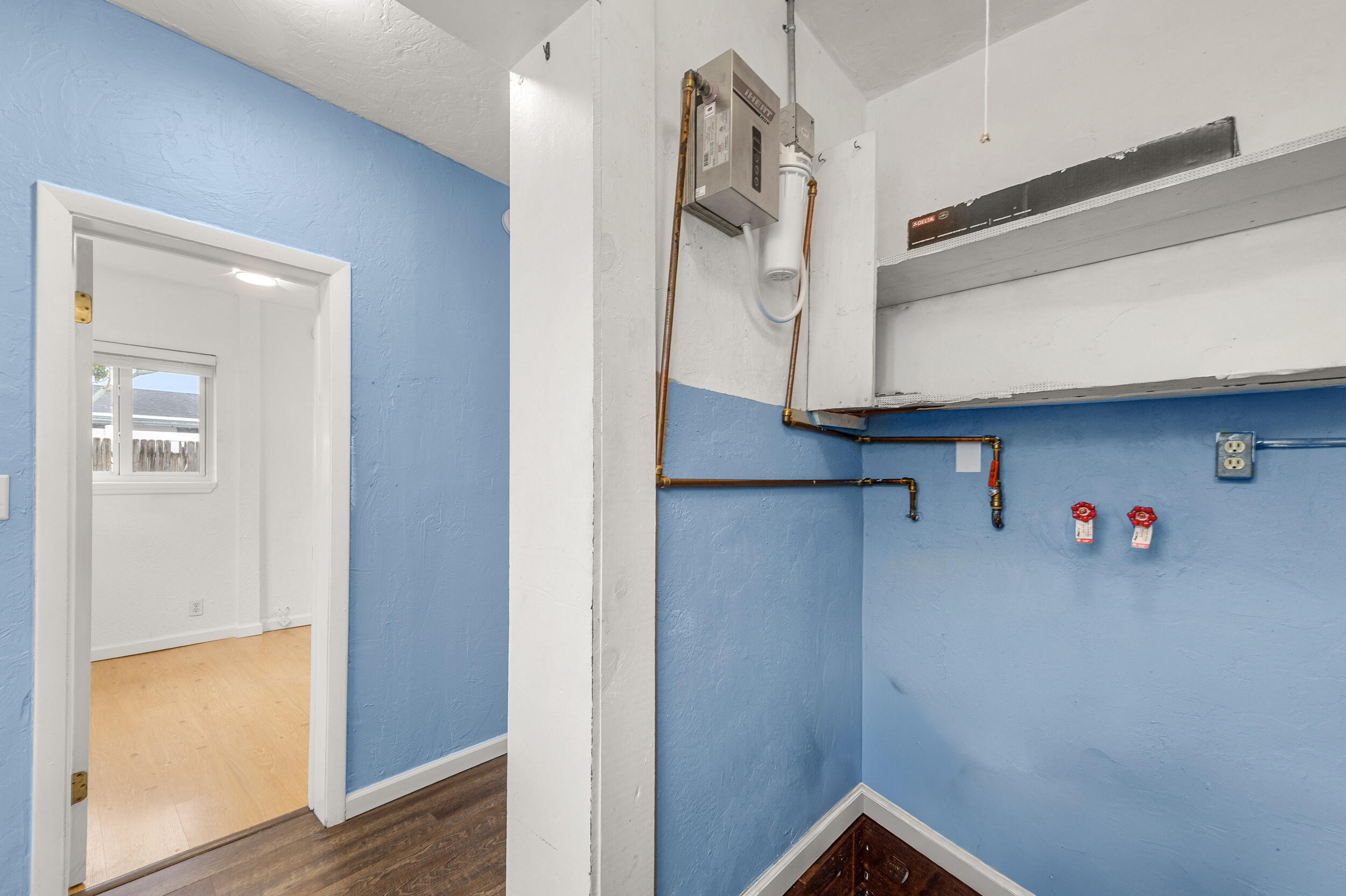 JILL-ANN HOMES - Residential