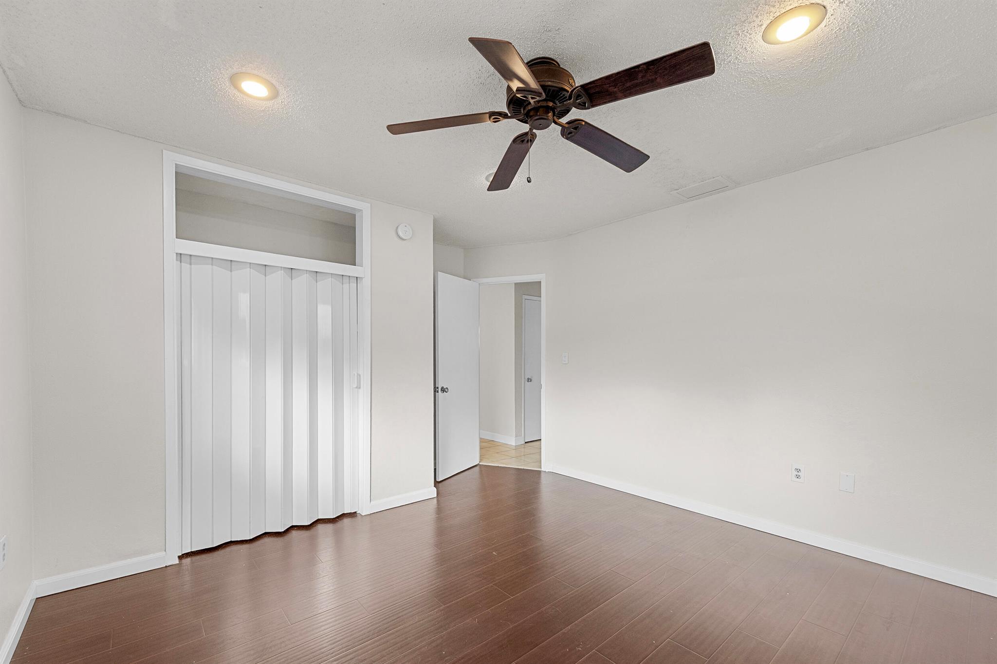 JILL-ANN HOMES - Residential