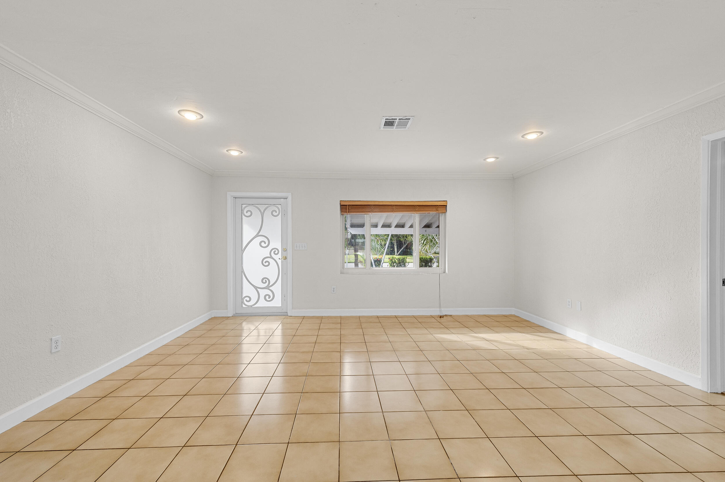 JILL-ANN HOMES - Residential