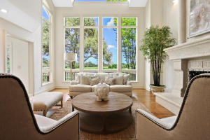 JUPITER HILLS VILLAGE PH IV - Residential