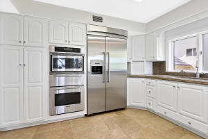 JUPITER HILLS VILLAGE PH IV - Residential