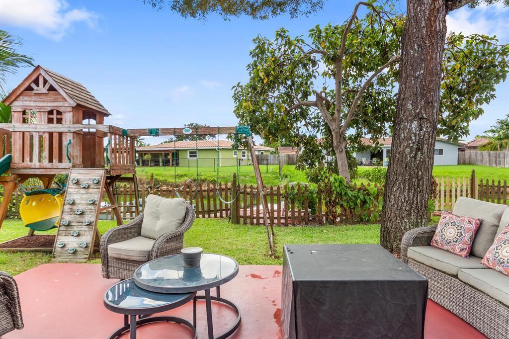 North Margate 1st Add 50- - Residential Lease