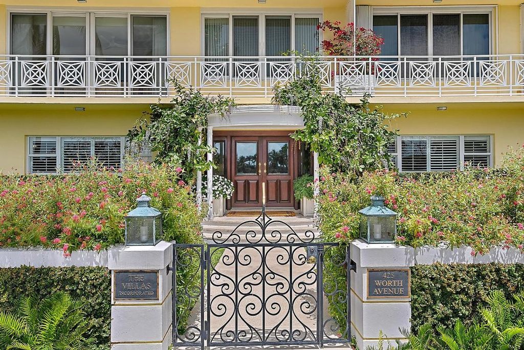 Photo of 425 Worth Avenue #2f, Palm Beach, FL 33480 (MLS # R11136911)