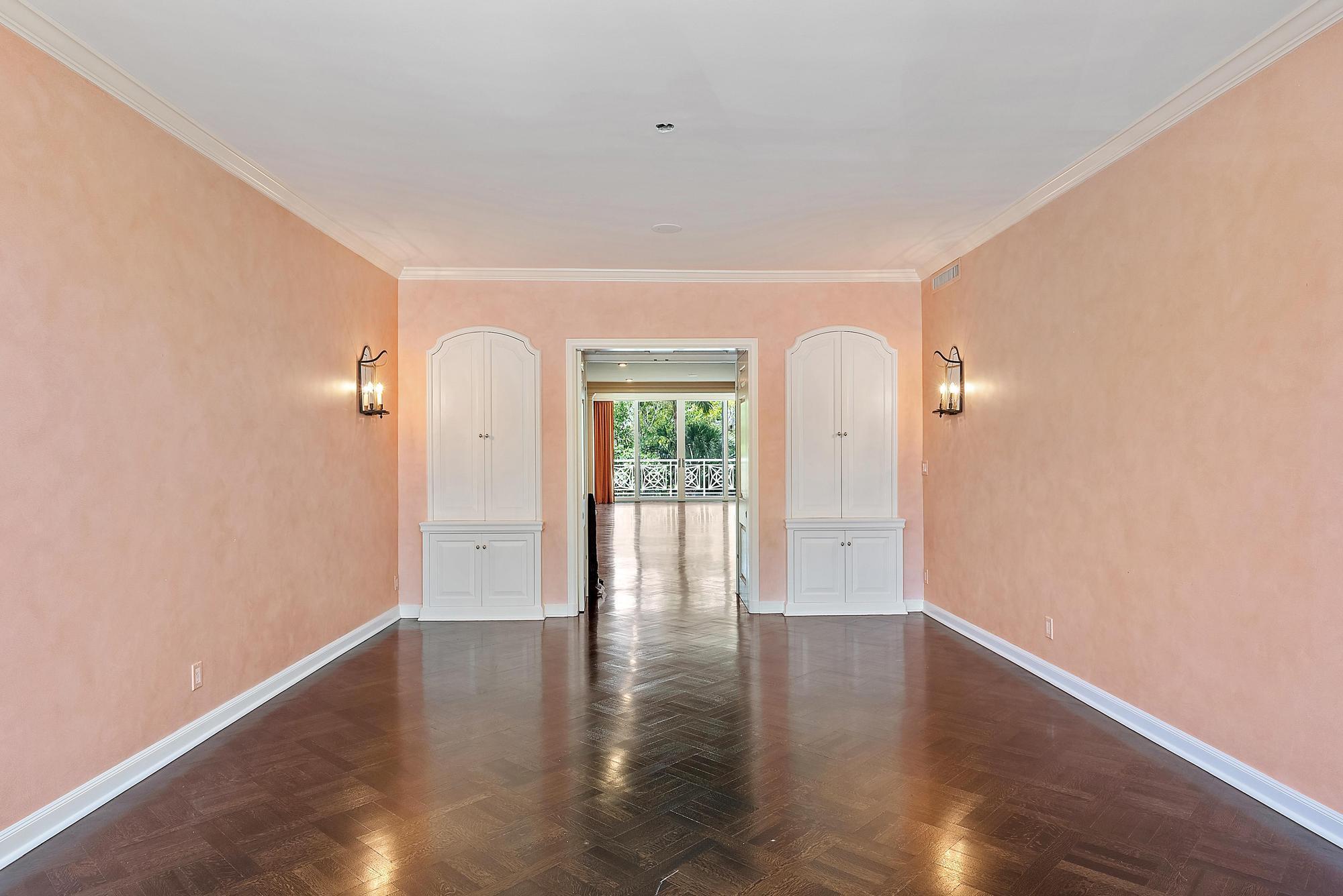 VILLAS INC - Residential