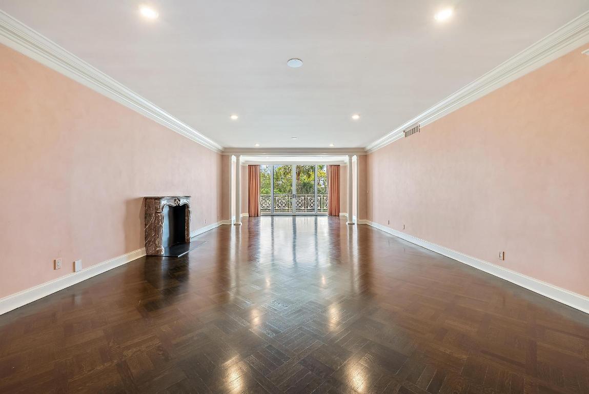 VILLAS INC - Residential